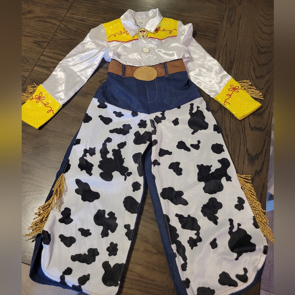 Disney Jessie Costume - Toy Story 2, size 5/6 *hat sold separately